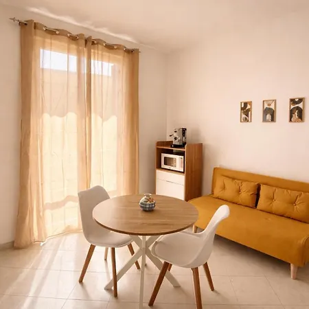 Muni Sea And Rooftop House - Palermo *